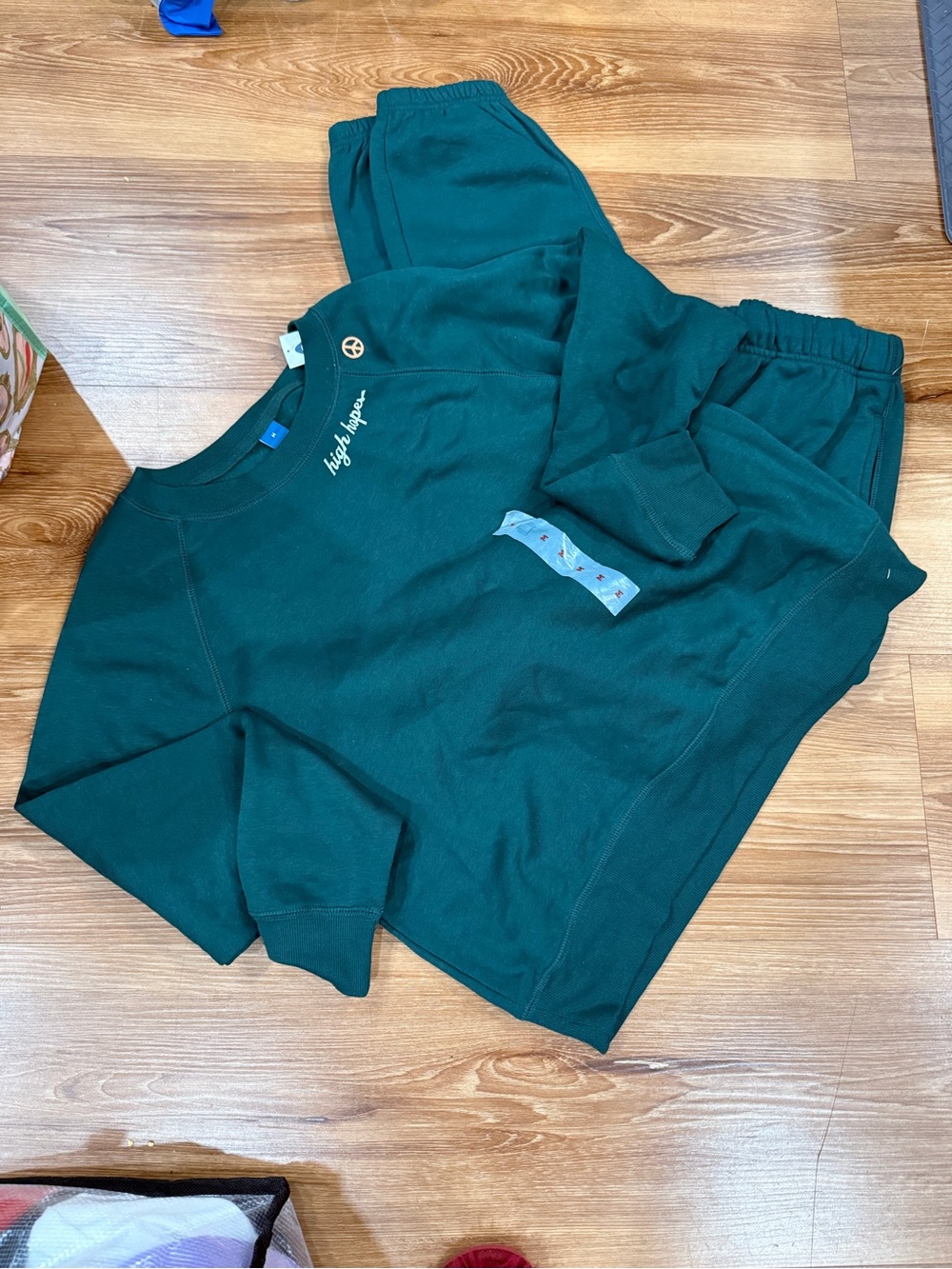 OLD NAVY Green Sweatshirt and Pants  Jogger Set -medium